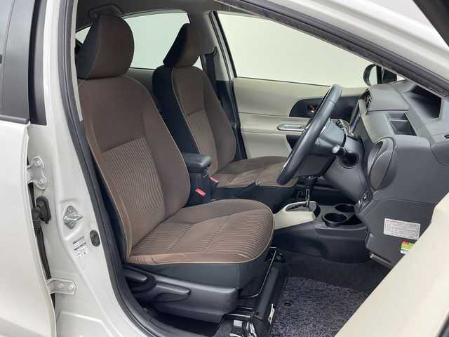 トヨタ アクア G 新潟県 2012(平24)年 12.8万km ライムホワイトパールクリスタルシャイン ディーラー純正メモリナビ/(NSZT-W61G)/(CD.DVD.SD.フルセグ.Bluetooth)/バックカメラ/ステアリングリモコン/オートライト/ビルトインETC/オートエアコン/電動格納ミラー/プッシュスタート/スマートキー/純正フロアマット