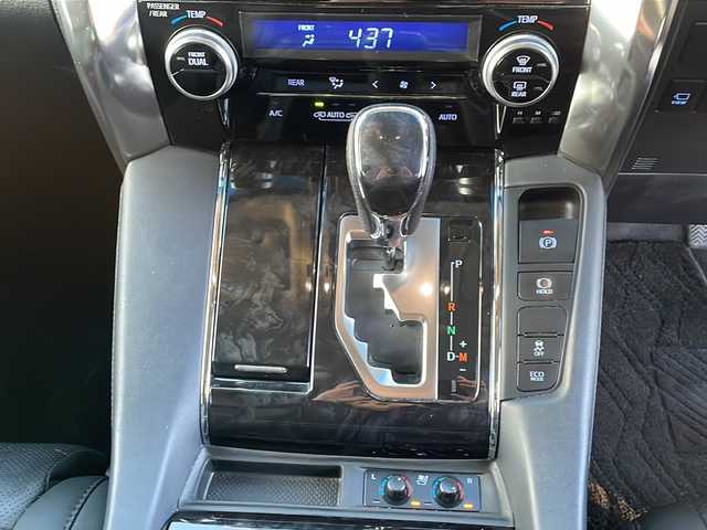 トヨタ ヴェルファイア Z Gエディション 徳島県 2018(平30)年 8.8万km ブラック 純正ナビ/（BT/フルセグ/DISC/USB/AUX）/JBLサウンド/フリップダウンモニター/全方位カメラ/デジタルインナーミラー/ETC2.0/追従式クルーズコントロール/前後コーナーセンサー/両側電動スライドドア/純正18インチアルミホイール/LEDヘッドライト/トヨタセーフティセンス/パワーバックドア/プッシュスタート/スマートキー/取扱説明書/新車時保証書