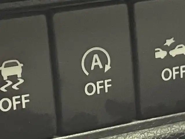 スズキ ソリオ バンディット HV MV 群馬県 2016(平28)年 4.3万km スーパーブラックパール 純正７インチナビ　全方位モニター　クルーズコントロール　片側パワースライドドア　ＬＥＤライト　純正１５インチアルミホイール　スマートキー　プッシュスタート　純正フロアマット　オートエアコン　禁煙車