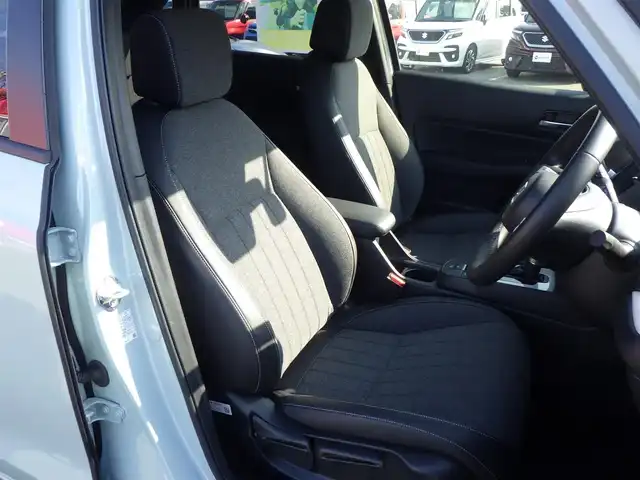 ホンダ フィット e:HEVホーム 千葉県 2024(令6)年 0.2万km フィヨルドミストパール ホンダセンシング/・衝突軽減ブレーキ（CMBS）/・車線維持支援システム（LKAS）/・アダプティブクルーズコントロール（ACC）/・後方誤発進抑制機能/・誤発進抑制機能/純正ナビ/地デジTV/【DVD/CD再生機能　Bluetooth接続】/バックカメラ/ドライブレコーダー/革巻きステアリング/ETC/LEDヘッドライト/ウインカーミラー/コーナーセンサー/サイド/カーテンエアバッグ/Honda スマートキー