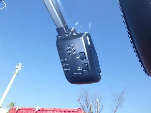 ホンダ フィット e:HEVホーム 千葉県 2024(令6)年 0.2万km フィヨルドミストパール ホンダセンシング/・衝突軽減ブレーキ（CMBS）/・車線維持支援システム（LKAS）/・アダプティブクルーズコントロール（ACC）/・後方誤発進抑制機能/・誤発進抑制機能/純正ナビ/地デジTV/【DVD/CD再生機能　Bluetooth接続】/バックカメラ/ドライブレコーダー/革巻きステアリング/ETC/LEDヘッドライト/ウインカーミラー/コーナーセンサー/サイド/カーテンエアバッグ/Honda スマートキー