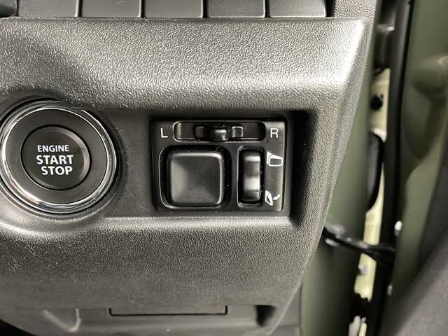 スズキ ジムニー XC 大阪府 2020(令2)年 2.2万km ジャングルグリーン ワンオーナー/社外ナビ(Panasonic)/【フルセグTV/Bluetooth/CD/DVD/SD/USB】/ミラー一体型ドラレコ/シエクル スロットルコントローラー/LEDヘッドライト/オートライト/スズキセーフティーサポート/デュアルセンサーブレーキサポート/ヒルディセントコントロール/ヒルホールドコントロール/誤発進抑制機能/車線逸脱抑制機能/社外フロントグリル(純正有り)/シートヒーター/背面タイヤ/スマートキー/スペアキー/保証書/取扱説明書/点検記録簿