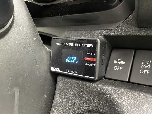 スズキ ジムニー XC 大阪府 2020(令2)年 2.2万km ジャングルグリーン ワンオーナー/社外ナビ(Panasonic)/【フルセグTV/Bluetooth/CD/DVD/SD/USB】/ミラー一体型ドラレコ/シエクル スロットルコントローラー/LEDヘッドライト/オートライト/スズキセーフティーサポート/デュアルセンサーブレーキサポート/ヒルディセントコントロール/ヒルホールドコントロール/誤発進抑制機能/車線逸脱抑制機能/社外フロントグリル(純正有り)/シートヒーター/背面タイヤ/スマートキー/スペアキー/保証書/取扱説明書/点検記録簿