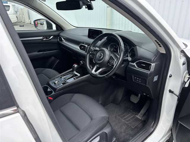 マツダ ＣＸ－５ XD プロアクティブ 大阪府 2018(平30)年 6.1万km スノーフレイクホワイトパールマイカ メーカーナビ/・フルセグ/Bluetooth/・CD/DVD/バックカメラ/サイドカメラ/レーダークルーズ コントロール/ETC/ドライブレコーダー/純正19AW/ヘッドアップディスプレイ/ABS/横滑り防止装置/前後コーナーセンサー/レーンキープアシスト/セキュリティアラーム/オートライト/LEDヘッドライト/W&サイドエアバック/スマートキー