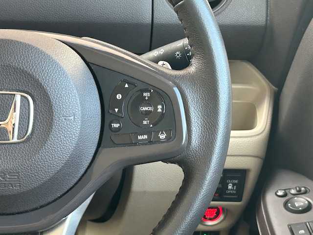 ホンダ Ｎ ＢＯＸ G L ターボ ホンダセンシング 高知県 2019(平31)年 8.3万km プラチナホワイトパール (株)IDOMが運営する【じしゃロン高知店】の自社ローン専用車両になります。こちらは現金またはオートローンご利用時の価格です。自社ローンご希望の方は別途その旨お申付け下さい