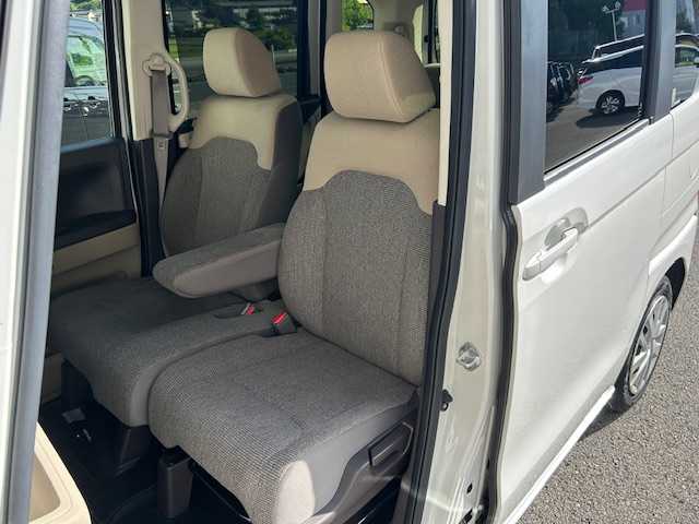 ホンダ Ｎ ＢＯＸ G L ターボ ホンダセンシング 高知県 2019(平31)年 8.3万km プラチナホワイトパール (株)IDOMが運営する【じしゃロン高知店】の自社ローン専用車両になります。こちらは現金またはオートローンご利用時の価格です。自社ローンご希望の方は別途その旨お申付け下さい