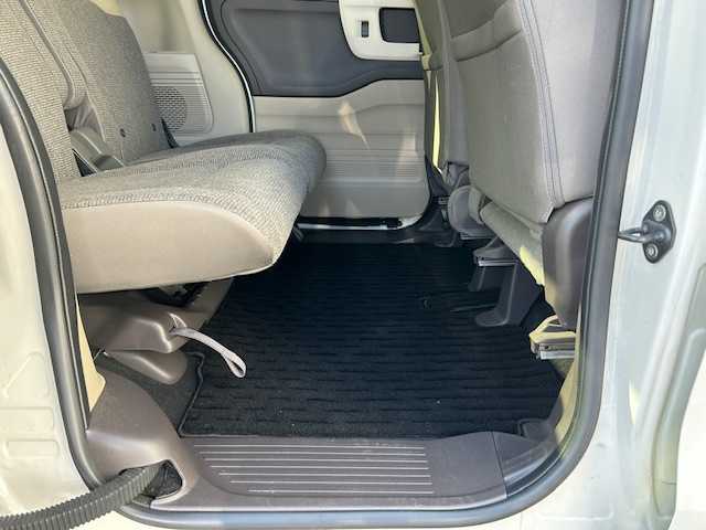 ホンダ Ｎ ＢＯＸ G L ターボ ホンダセンシング 高知県 2019(平31)年 8.3万km プラチナホワイトパール (株)IDOMが運営する【じしゃロン高知店】の自社ローン専用車両になります。こちらは現金またはオートローンご利用時の価格です。自社ローンご希望の方は別途その旨お申付け下さい