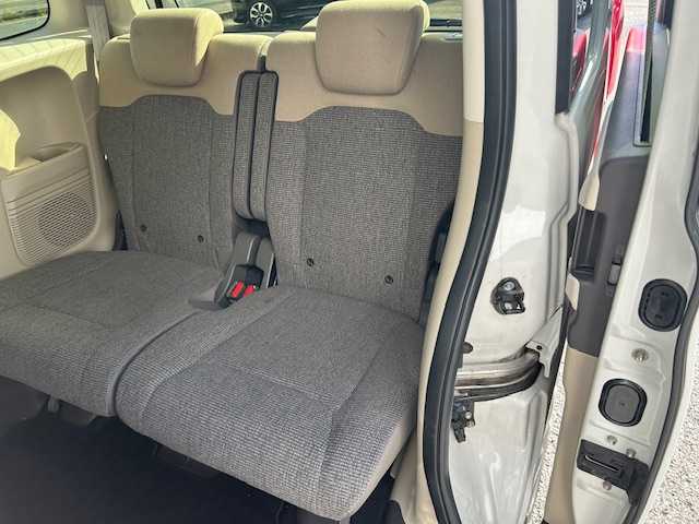 ホンダ Ｎ ＢＯＸ G L ターボ ホンダセンシング 高知県 2019(平31)年 8.3万km プラチナホワイトパール (株)IDOMが運営する【じしゃロン高知店】の自社ローン専用車両になります。こちらは現金またはオートローンご利用時の価格です。自社ローンご希望の方は別途その旨お申付け下さい