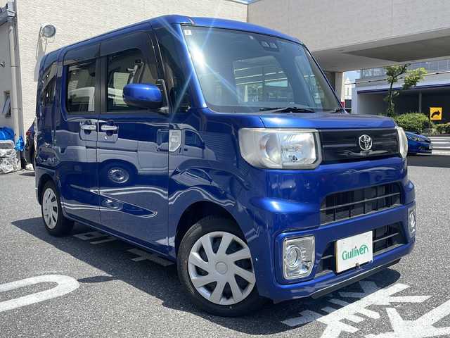 トヨタ ピクシスメガ D SAⅢ 広島県 2018(平30)年 1.1万km ブルーマイカM /登録時走行距離/　　　　　　　10525キロ/ワンオーナー/アイドリングストップ/ディスプレイオーディオ/スペアキー×１/ETC/新車時整備手帳/　　【保証書】/取扱説明書/