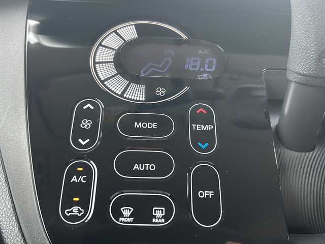 日産 デイズ ルークス ハイウェイスターターボ 沖縄県 2016(平28)年 2.3万km チタニウムグレーメタリック 純正オプションナビ/全方位カメラ/フルセグＴＶ/オーディオ（ＣＤ、ＤＶＤ、Ｂｌｕｅｔｏｏｔｈ）/両側パワースライドドア/ＬＥＤヘッドライト/フォグライト/ETC/スマートキー/プッシュスタート