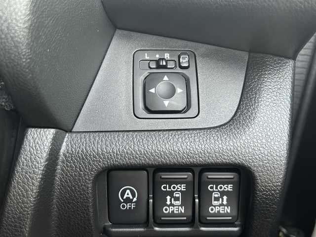 日産 デイズ ルークス ハイウェイスターターボ 沖縄県 2016(平28)年 2.3万km チタニウムグレーメタリック 純正オプションナビ/全方位カメラ/フルセグＴＶ/オーディオ（ＣＤ、ＤＶＤ、Ｂｌｕｅｔｏｏｔｈ）/両側パワースライドドア/ＬＥＤヘッドライト/フォグライト/ETC/スマートキー/プッシュスタート