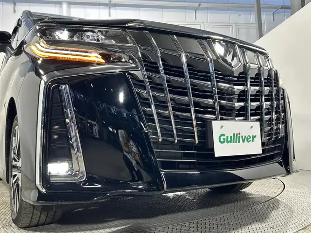 トヨタ アルファード S Cパッケージ 大阪府 2019(令1)年 2.6万km ブラック サンルーフ　黒革シート　ＡＬＰＩＮＥナビＴＶ　Ｂカメラ　後席モニター　パワーシート／ヒーター／エアコン　ハンドルヒーター　電動リアゲート　衝突軽減　レーダーＣ　クリアランスソナー