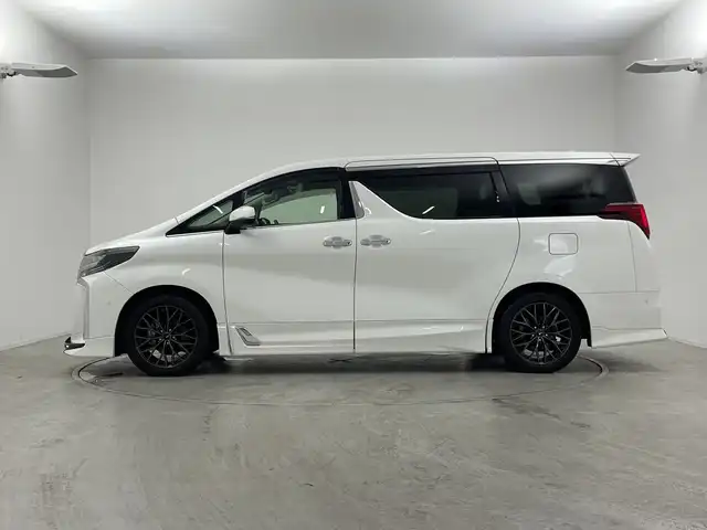 トヨタ アルファード S Cパッケージ 群馬県 2021(令3)年 2.3万km ホワイトパールクリスタルシャイン TRDエアロ　JBLプレミアムサウンド 10.5型ナビ　13.2型後席モニター　全周囲カメラ　デジタルインナーミラー　パーキングアシスト　電動リアゲート　衝突被害軽減ブレーキ　ETC2.0 禁煙車