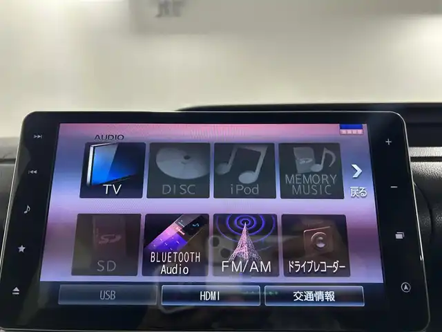 ダイハツ タント カスタム X スタイルセレクション 佐賀県 2021(令3)年 3.2万km ブラックマイカメタリック/ファイアークォーツレッドメタリック 2トーン 純正9インチナビ/CD/DVD/フルセグTV/Bluetooth/スマートアシスト/衝突軽減システム/横滑り防止/クリアランスソナー/先行者発進告知/レーンキープアシスト/標識認識機能/両側パワースライドドア/前席シートヒーター/純正前方ドライブレコーダー/ビルトインETC/シートバックテーブル/サンシェード/純正ドアバイザー/純正フロアマット