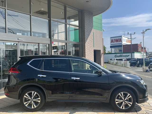 日産 エクストレイル 20Xi 静岡県 2019(平31)年 4.7万km ダイヤモンドブラック 【主要装備】/レザーシート　/アラウンドビューモニター　/プッシュスタート　/パワーバックドア　/純正ナビ　/フルセグテレビ　/シートヒーター　/アイドリングストップ　/プロパイロット　/レーンキープアシスト　/デジタルインナーミラー/LED/電動パーキングブレーキ/エマージェンシーブレーキ/純正ドライブレコーダー/ブラインドスポットビューモニター/コーナーセンサー