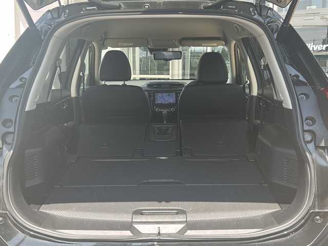 日産 エクストレイル 20Xi 静岡県 2019(平31)年 4.7万km ダイヤモンドブラック 【主要装備】/レザーシート　/アラウンドビューモニター　/プッシュスタート　/パワーバックドア　/純正ナビ　/フルセグテレビ　/シートヒーター　/アイドリングストップ　/プロパイロット　/レーンキープアシスト　/デジタルインナーミラー/LED/電動パーキングブレーキ/エマージェンシーブレーキ/純正ドライブレコーダー/ブラインドスポットビューモニター/コーナーセンサー