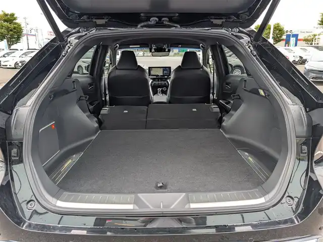 トヨタ ハリアー Z レザーパッケージ 福井県 2020(令2)年 4.3万km ブラック 禁煙車/トヨタセーフティセンス/純正12.3型ディスプレイオーディオナビTV/（T-CONNECT/USB/HDMI/Bluetooth/FMAM/フルセグTV)/純正JBLサウンドシステム/純正ビルトイン2.0ETC/純正LEDオートライト/純正LEDフォグ/純正19インチアルミ/純正オートアラーム/黒本革シート/パノラミックビューモニター/アダプティブクルーズコントロール/レーンディパーチャーアラート/ブラインドスポットモニター/ヘッドアップディスプレイ/パワーバックドア/前席パワーシート/エアシート/シートヒーター/パワーチルトステアリング/ステアリングヒーター/デジタルミラー/スマートキー/プッシュエンジンスタート/スペアキー/新車時保証書/取扱い説明書
