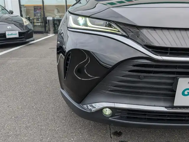 トヨタ ハリアー Z レザーパッケージ 福井県 2020(令2)年 4.3万km ブラック 禁煙車/トヨタセーフティセンス/純正12.3型ディスプレイオーディオナビTV/（T-CONNECT/USB/HDMI/Bluetooth/FMAM/フルセグTV)/純正JBLサウンドシステム/純正ビルトイン2.0ETC/純正LEDオートライト/純正LEDフォグ/純正19インチアルミ/純正オートアラーム/黒本革シート/パノラミックビューモニター/アダプティブクルーズコントロール/レーンディパーチャーアラート/ブラインドスポットモニター/ヘッドアップディスプレイ/パワーバックドア/前席パワーシート/エアシート/シートヒーター/パワーチルトステアリング/ステアリングヒーター/デジタルミラー/スマートキー/プッシュエンジンスタート/スペアキー/新車時保証書/取扱い説明書