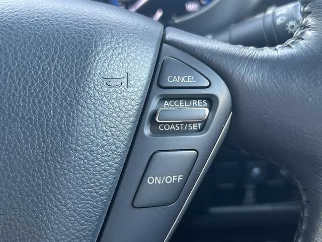 日産 エルグランド 250ハイウェイスターS 道南・函館 2015(平27)年 5万km ファントムブラック ・純正メモリナビ/・フルセグTV/・バックカメラ/・ETC/・両側パワースライドドア/・オットマン/・LEDヘッドライト/・フロントフォグランプ/・オートライト/・スマートキー/・エンジンプッシュスタート