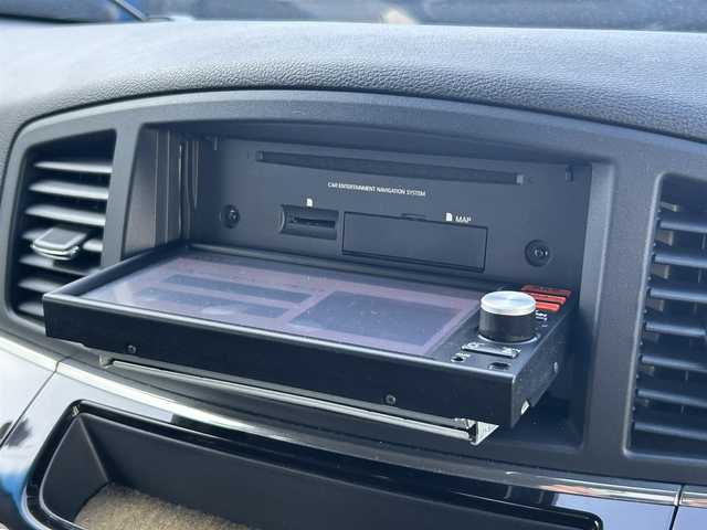 日産 エルグランド 250ハイウェイスターS 道南・函館 2015(平27)年 5万km ファントムブラック ・純正メモリナビ/・フルセグTV/・バックカメラ/・ETC/・両側パワースライドドア/・オットマン/・LEDヘッドライト/・フロントフォグランプ/・オートライト/・スマートキー/・エンジンプッシュスタート