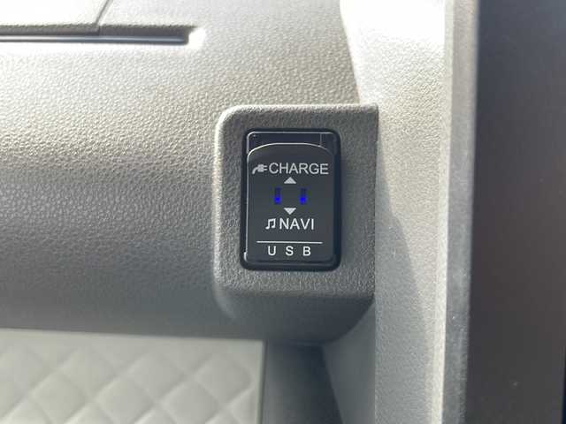 ダイハツ タント X セレクション 山口県 2020(令2)年 3.7万km ホワイト 純正ナビ７型ナビ　/AM/FM/CD/DVD/Bluetooth/フルセグTV/バックカメラ　/クリアランスソナー　/片側パワースライドドア　/全席シートヒーター　/純正フロアマット　/ＬＥＤヘッドライト　/衝突被害軽減ブレーキ　/ドライブレコーダー　/スマートキー