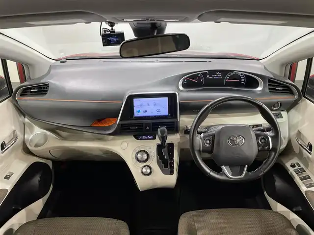 トヨタ シエンタ G 愛知県 2016(平28)年 4.2万km レッドマイカM ナビ/衝突軽減ブレーキ/両側電動スライドドア/ビルトインETC/バックカメラ/レーンキープアシスト/オートハイビーム/プッシュスタート/スマートキー/CD/DVD再生/アイドリングストップ/純正フロアマット/ウィンカーミラー/ヘッドライトレベライザー/横滑り防止装置/オートエアコン/ステアリングリモコン/電動格納ミラー