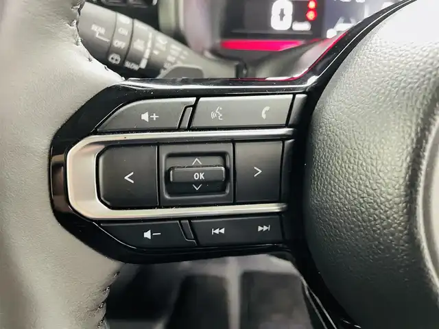 スズキ スペーシア カスタム HYBRID XS ターボ 宮城県 2024(令6)年 0.4万km アーバンブラウンパールメタリック スズキセーフティサポート/・アダプティブクルーズコントロール/・衝突被害軽減ブレーキ/・誤発進抑制装置/・車線逸脱警報装置/・オートマチックハイビーム/純正ナビゲーション/・型番：70T20/・フルセグTV/FM/AM/USB/・AppleCarPlay/AndoroidAuto/・バックカメラ/・アラウンドビューモニター/ハーフレザーシート/・ベンチシート/・D+N席シートヒーター/革巻きステアリング/・ステアリングリモコン/・ステアリングヒーター/・パドルシフト/両側パワースライドドア/アイドリングストップ/電動格納ミラー/・オートミラー/・ウィンカーミラー/プッシュスタート/・スマートキー/・スペアキー1本/LEDヘッドライト/・フォグランプ/・オートライト/・ヘッドライトレベライザー/SOSボタン/純正フロアマット/純正15インチAW