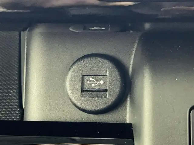 スズキ スペーシア カスタム HYBRID XS ターボ 宮城県 2024(令6)年 0.4万km アーバンブラウンパールメタリック スズキセーフティサポート/・アダプティブクルーズコントロール/・衝突被害軽減ブレーキ/・誤発進抑制装置/・車線逸脱警報装置/・オートマチックハイビーム/純正ナビゲーション/・型番：70T20/・フルセグTV/FM/AM/USB/・AppleCarPlay/AndoroidAuto/・バックカメラ/・アラウンドビューモニター/ハーフレザーシート/・ベンチシート/・D+N席シートヒーター/革巻きステアリング/・ステアリングリモコン/・ステアリングヒーター/・パドルシフト/両側パワースライドドア/アイドリングストップ/電動格納ミラー/・オートミラー/・ウィンカーミラー/プッシュスタート/・スマートキー/・スペアキー1本/LEDヘッドライト/・フォグランプ/・オートライト/・ヘッドライトレベライザー/SOSボタン/純正フロアマット/純正15インチAW