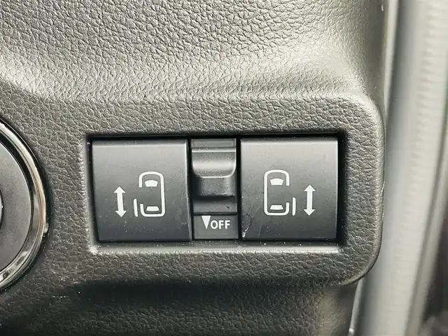 スズキ スペーシア カスタム HYBRID XS ターボ 宮城県 2024(令6)年 0.4万km アーバンブラウンパールメタリック スズキセーフティサポート/・アダプティブクルーズコントロール/・衝突被害軽減ブレーキ/・誤発進抑制装置/・車線逸脱警報装置/・オートマチックハイビーム/純正ナビゲーション/・型番：70T20/・フルセグTV/FM/AM/USB/・AppleCarPlay/AndoroidAuto/・バックカメラ/・アラウンドビューモニター/ハーフレザーシート/・ベンチシート/・D+N席シートヒーター/革巻きステアリング/・ステアリングリモコン/・ステアリングヒーター/・パドルシフト/両側パワースライドドア/アイドリングストップ/電動格納ミラー/・オートミラー/・ウィンカーミラー/プッシュスタート/・スマートキー/・スペアキー1本/LEDヘッドライト/・フォグランプ/・オートライト/・ヘッドライトレベライザー/SOSボタン/純正フロアマット/純正15インチAW