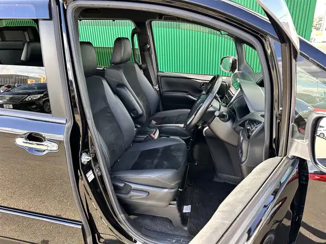 トヨタ ヴォクシー ZS 煌Ⅲ 宮城県 2021(令3)年 4万km ブラック セーフティセンス/・プリクラッシュセーフティ/・レーンディパーチャーアラート/・オートマチックハイビーム/先行車発進告知機能/インテリジェントクリアランスソナー/純正12インチフリップダウンモニター（V12T-R68C）/純正10インチナビ（NSZN-Z68T）/・CD/DVD/・Bluetooth/・フルセグTV/バックカメラ/ビルトインETC2.0/両側パワースライドドア/ハーフレザーシート/革巻きステアリング/クルーズコントロール/ステアリングスイッチ/LEDヘッドランプ/フォグランプ/オートライト/スマートキー＆プッシュスタート/電動格納ミラー/純正16インチAW/純正フロアマット/純正ドアバイザー/Wエアバッグ