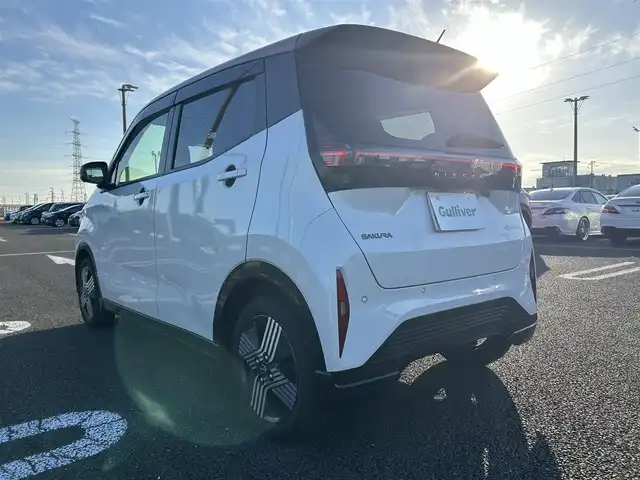 日産 サクラ G 栃木県 2023(令5)年 1.5万km アメジストブラック/シルキーホワイト 純正メーカーオプションナビ/レーダークルーズコントロール/アラウンドビューモニター/プロパイロットパーキング/D席シートヒーター/LEDヘッドライト/ETC2.0/前後コーナーセンサー/レーンキープアシスト/純正フロアマット/充電コード/純正１５インチアルミホイール