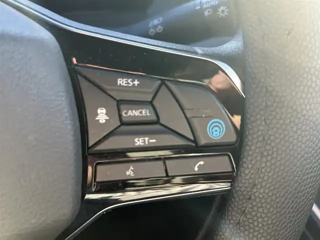 日産 サクラ G 栃木県 2023(令5)年 1.5万km アメジストブラック/シルキーホワイト 純正メーカーオプションナビ/レーダークルーズコントロール/アラウンドビューモニター/プロパイロットパーキング/D席シートヒーター/LEDヘッドライト/ETC2.0/前後コーナーセンサー/レーンキープアシスト/純正フロアマット/充電コード/純正１５インチアルミホイール