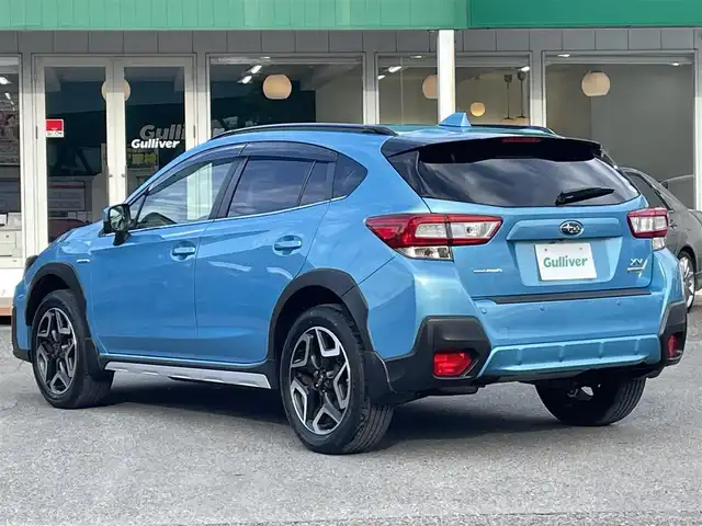 スバル ＸＶ ハイブリッド アドバンス 千葉県 2019(令1)年 3.7万km ラグーンブルーP アイサイトVer3/・衝突軽減ブレーキ/・アクティブレーンキープアシスト/・ブラインドスポットモニター/・アダプティブクルーズコントロール/・先行車発進お知らせ機能/・後退時自動ブレーキシステム/・ハイビームアシスト/・ブラインドスポットモニター/純正SDナビ【CN-LR840DFD】/・CD/DVD/MSV/Bluetooth/フルセグ/サイドブラインドカメラ/バックカメラ/ハーフレザーシート/前席パワーシート/コーナーセンサー/パドルシフト/純正LEDヘッドライト/フォグランプ/純正18インチアルミホイール/純正ドライブレコーダー/ETC2.0/ルーフレール/ドアバイザー/サイド＆カーテンエアバッグ/ニーエアバッグ/新車時保証書＆取扱説明書