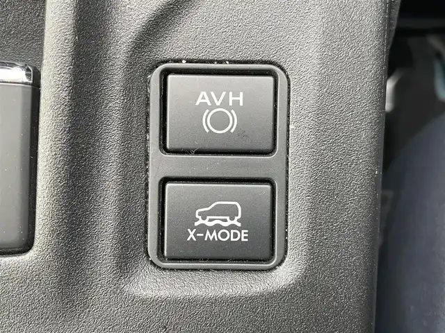 スバル ＸＶ ハイブリッド アドバンス 千葉県 2019(令1)年 3.7万km ラグーンブルーP アイサイトVer3/・衝突軽減ブレーキ/・アクティブレーンキープアシスト/・ブラインドスポットモニター/・アダプティブクルーズコントロール/・先行車発進お知らせ機能/・後退時自動ブレーキシステム/・ハイビームアシスト/・ブラインドスポットモニター/純正SDナビ【CN-LR840DFD】/・CD/DVD/MSV/Bluetooth/フルセグ/サイドブラインドカメラ/バックカメラ/ハーフレザーシート/前席パワーシート/コーナーセンサー/パドルシフト/純正LEDヘッドライト/フォグランプ/純正18インチアルミホイール/純正ドライブレコーダー/ETC2.0/ルーフレール/ドアバイザー/サイド＆カーテンエアバッグ/ニーエアバッグ/新車時保証書＆取扱説明書