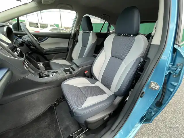 スバル ＸＶ ハイブリッド アドバンス 千葉県 2019(令1)年 3.7万km ラグーンブルーP アイサイトVer3/・衝突軽減ブレーキ/・アクティブレーンキープアシスト/・ブラインドスポットモニター/・アダプティブクルーズコントロール/・先行車発進お知らせ機能/・後退時自動ブレーキシステム/・ハイビームアシスト/・ブラインドスポットモニター/純正SDナビ【CN-LR840DFD】/・CD/DVD/MSV/Bluetooth/フルセグ/サイドブラインドカメラ/バックカメラ/ハーフレザーシート/前席パワーシート/コーナーセンサー/パドルシフト/純正LEDヘッドライト/フォグランプ/純正18インチアルミホイール/純正ドライブレコーダー/ETC2.0/ルーフレール/ドアバイザー/サイド＆カーテンエアバッグ/ニーエアバッグ/新車時保証書＆取扱説明書