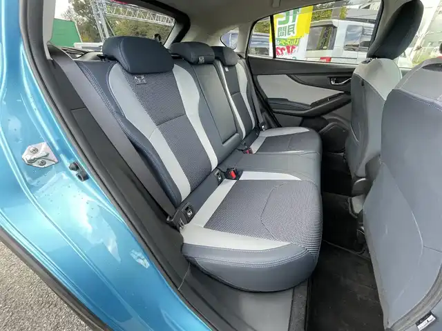 スバル ＸＶ ハイブリッド アドバンス 千葉県 2019(令1)年 3.7万km ラグーンブルーP アイサイトVer3/・衝突軽減ブレーキ/・アクティブレーンキープアシスト/・ブラインドスポットモニター/・アダプティブクルーズコントロール/・先行車発進お知らせ機能/・後退時自動ブレーキシステム/・ハイビームアシスト/・ブラインドスポットモニター/純正SDナビ【CN-LR840DFD】/・CD/DVD/MSV/Bluetooth/フルセグ/サイドブラインドカメラ/バックカメラ/ハーフレザーシート/前席パワーシート/コーナーセンサー/パドルシフト/純正LEDヘッドライト/フォグランプ/純正18インチアルミホイール/純正ドライブレコーダー/ETC2.0/ルーフレール/ドアバイザー/サイド＆カーテンエアバッグ/ニーエアバッグ/新車時保証書＆取扱説明書