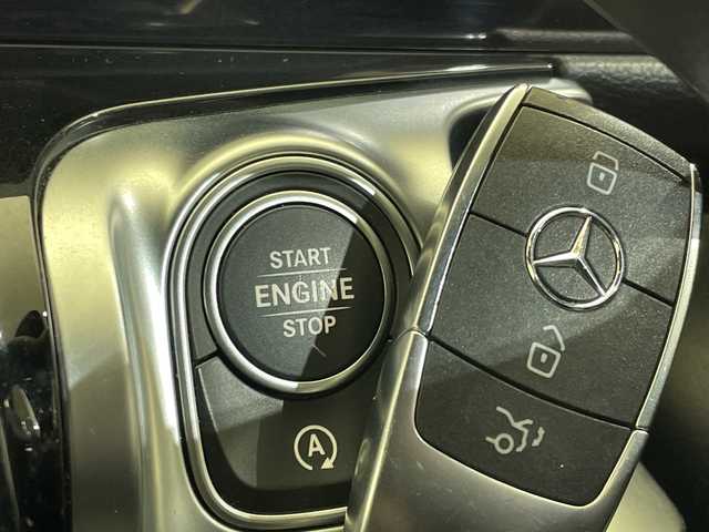 メルセデス・ベンツ ＧＬＢ２００ｄ AMGライン 愛媛県 2020(令2)年 3.1万km ポーラホワイト AMGラインパッケージ/ナビゲーションパッケージ/レーダーセーフティーパッケージ//カラーヘッドアップディスプレイ/ブラインドスポットモニター/レーダーセーフティーパッケージ/純正ナビ/Bluetooth　フルセグTV/360°カメラシステム/レーダークルーズコントロール/ETC/純正前後ドライブレコーダー/フットトランクオープナー/アンビエントライト/パワーシート/LEDヘッドライト