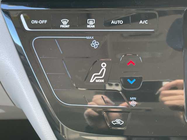 日産 ルークス X 神奈川県 2022(令4)年 0.5万km フローズンバニラパール エマージェンシーブレーキ/全方位カメラ　/純正ＳＤナビ　/フルセグＴＶ　/Ｂｌｕｅｔｏｏｔｈ接続/サーキュレーター　/片側パワースライドドア　/コーナーセンサー　/ＡＢＳ　/横滑り防止装置　/衝突被害軽減システム　/車線逸脱警報システム/ＬＥＤヘッド　/オートライト