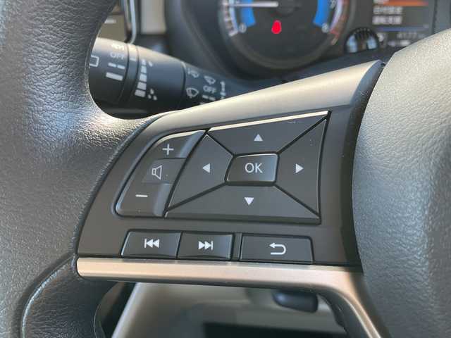 日産 ルークス X 神奈川県 2022(令4)年 0.5万km フローズンバニラパール エマージェンシーブレーキ/全方位カメラ　/純正ＳＤナビ　/フルセグＴＶ　/Ｂｌｕｅｔｏｏｔｈ接続/サーキュレーター　/片側パワースライドドア　/コーナーセンサー　/ＡＢＳ　/横滑り防止装置　/衝突被害軽減システム　/車線逸脱警報システム/ＬＥＤヘッド　/オートライト