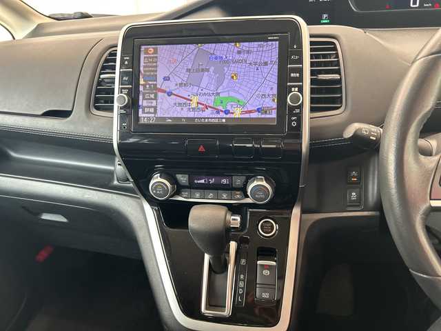 日産 セレナ ハイウェイスター プロパイロットED 埼玉県 2016(平28)年 6.4万km ブリリアントホワイトパール エマージェンシーブレーキ　/プロパイロット　/純正フリップダウンモニター /純正9インチメモリナビ /　　CD/DVD/BT/BD/フルセグ/バックカメラ /両側パワースライドドア /LEDオートライト /純正16インチアルミホイール/電子パーキング/ステアリングスイッチ /純正ETC