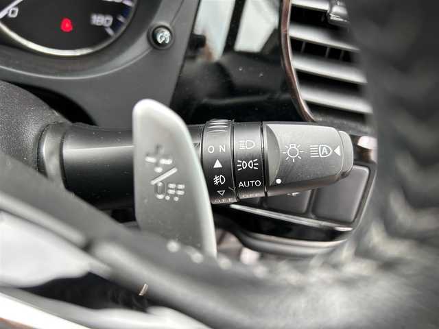 三菱 アウトランダー 24G 新潟県 2019(平31)年 3.4万km シルキーホワイト ワンオーナー/ETC2.0/ドライブレコーダー/シートヒーター/ハンドルヒーター/Bluetooth/バックカメラ/全方位カメラ/クルーズコントロール/ウィンカーミラー/アイドリングストップ/サンルーフ/ドアバイザー/プッシュスタート/パワーバックドア