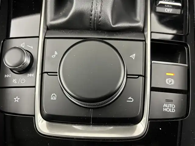 マツダ マツダ３ファストバック 15S ツーリング 埼玉県 2021(令3)年 2.4万km ソウルレッドクリスタルM スマートブレーキサポート/純正ナビゲーション/（フルセグTV/CD/DVD/Bluetooth/USB/HDMI/AM/FM）/全方位カメラ/レーダークルーズコントロール/レーンキープアシスト/ブラインドスポットモニター/ドライバーモニタリング/ヘッドアップディスプレイ/前後ドライブレコーダー/ETC/オートLEDヘッドライト/オートハイビーム/電動パーキングブレーキ/ブレーキホールド/スマートキー/プッシュスタート/純正１８インチアルミホイール