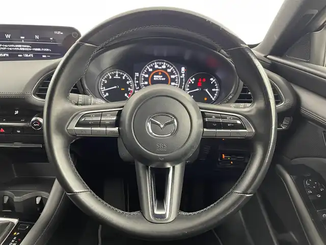 マツダ マツダ３ファストバック 15S ツーリング 埼玉県 2021(令3)年 2.4万km ソウルレッドクリスタルM スマートブレーキサポート/純正ナビゲーション/（フルセグTV/CD/DVD/Bluetooth/USB/HDMI/AM/FM）/全方位カメラ/レーダークルーズコントロール/レーンキープアシスト/ブラインドスポットモニター/ドライバーモニタリング/ヘッドアップディスプレイ/前後ドライブレコーダー/ETC/オートLEDヘッドライト/オートハイビーム/電動パーキングブレーキ/ブレーキホールド/スマートキー/プッシュスタート/純正１８インチアルミホイール