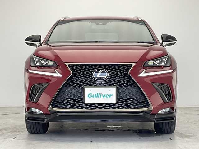 レクサス ＮＸ 300h Fスポーツ 愛知県 2018(平30)年 2万km レッドマイカクリスタルシャイン 衝突軽減システム/純正10型ナビ/三眼LEDヘッドライト/全方位カメラ/レーダークルーズコントロール/シートヒーター/エアシート/フルセグ/CD DVD/Bluetooth/バックカメラ/電動リアゲート/パワーシート/コーナーセンサー/ヘッドアップディスプレイ/純正アルミホイール/ルーフレール/ブラインドスポットモニター/ETC2.0/パドルシフト/ステアリングヒーター/オートマチックハイビーム/ドライブレコーダー/ステアリングスイッチ/スマートキー/プッシュスタート