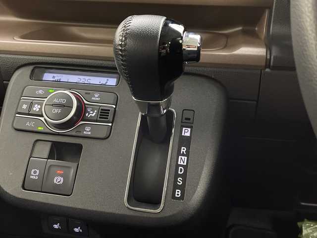 ダイハツ ムーヴ キャンバス セオリー G 茨城県 2022(令4)年 1.9万km グレーマイカM 純正7インチナビ/CD/DVD/フルセグTV/Bluetooth/両側パワースライドドア/スマートアシスト/衝突軽減システム/車線逸脱防止/横滑り防止/クリアランスソナー/先行者発進告知/標識認識機能/純正ドライブレコーダー/ETC/電磁パーキング/純正フロアマット/純正ドアバイザー/スマートキー/スペアキー/USB入力端子