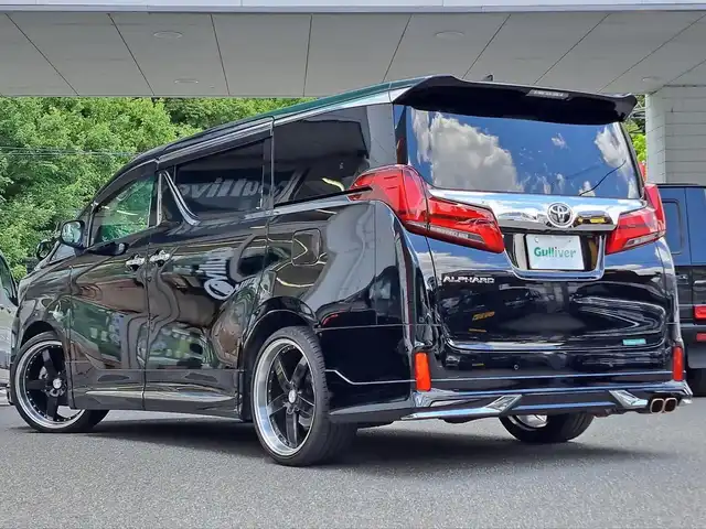 トヨタ アルファード S Cパッケージ 大阪府 2021(令3)年 4.7万km ブラック /禁煙車//ワンオーナー//モデリスタエアロ//モデリスタマフラー//Wサンルーフ//デジタルインナーミラー//純正ナビ付きディスプレーオーディオ//フルTV/DVD/Bluetooth/USB/CD//純正フリップダウンモニター【V12T-R68C】//バックカメラ・コーナーセンサー//D席メモリ-付きパワーシート//前席シートヒーター・エアーシート//2列目パワーシート・オットマン・ISOFIX//AC100Vコンセント//ブラインドスポットモニター//レーンキープアシスト//アダプティブクルーズコントロール//オートハイビーム//両側パワースライドドア//ステアリングヒーター//パワーバックドア//社外21AW//ビルトインETC