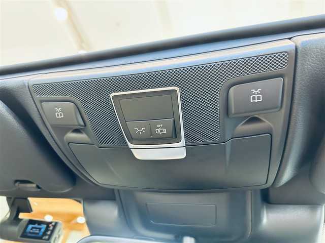 メルセデス・ベンツ ＳＬ４００ 大阪府 2020(令2)年 1.5万km ダイヤモンドホワイト ワンオーナー/レーダーセーフティP/ガラスルーフ/ホワイトレザー/メモリ付きパワーシート/エアシートヒーター/純正ナビ/TV/バックカメラ/applecarplay/ACC/純正19インチAW/LEDヘッドライト/電動リアゲート/ブラインドスポット