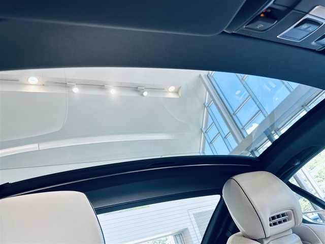 メルセデス・ベンツ ＳＬ４００ 大阪府 2020(令2)年 1.5万km ダイヤモンドホワイト ワンオーナー/レーダーセーフティP/ガラスルーフ/ホワイトレザー/メモリ付きパワーシート/エアシートヒーター/純正ナビ/TV/バックカメラ/applecarplay/ACC/純正19インチAW/LEDヘッドライト/電動リアゲート/ブラインドスポット