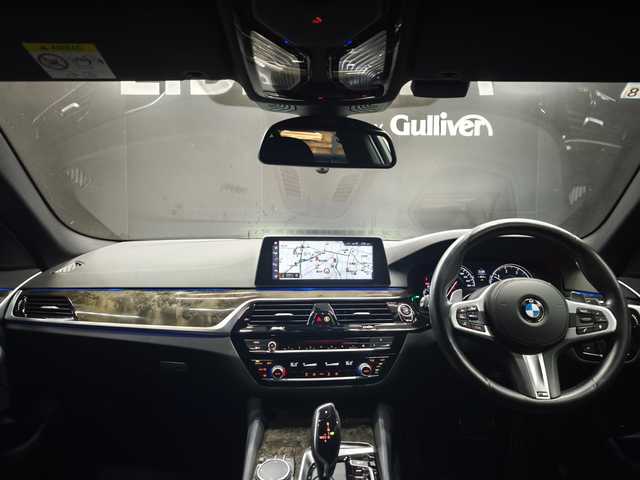 ＢＭＷ ５２３ｄ Mスポーツ 群馬県 2018(平30)年 5.6万km ブルーストーン 禁煙車/前席パワーシート/エナジーモータースポーツエアロ(フロント、リア、サイド)/エナジーモータースポーツトランクスポイラー/エナジーモータースポーツ20インチAW/イノベーションパッケージ/ACC/360°カメラ/ヘッドアップディスプレイ/ワイヤレスチャージング/インテリジェントセーフティ/パワートランク/アダプティブLEDヘッドライト