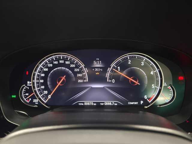 ＢＭＷ ５２３ｄ Mスポーツ 群馬県 2018(平30)年 5.6万km ブルーストーン 禁煙車/前席パワーシート/エナジーモータースポーツエアロ(フロント、リア、サイド)/エナジーモータースポーツトランクスポイラー/エナジーモータースポーツ20インチAW/イノベーションパッケージ/ACC/360°カメラ/ヘッドアップディスプレイ/ワイヤレスチャージング/インテリジェントセーフティ/パワートランク/アダプティブLEDヘッドライト